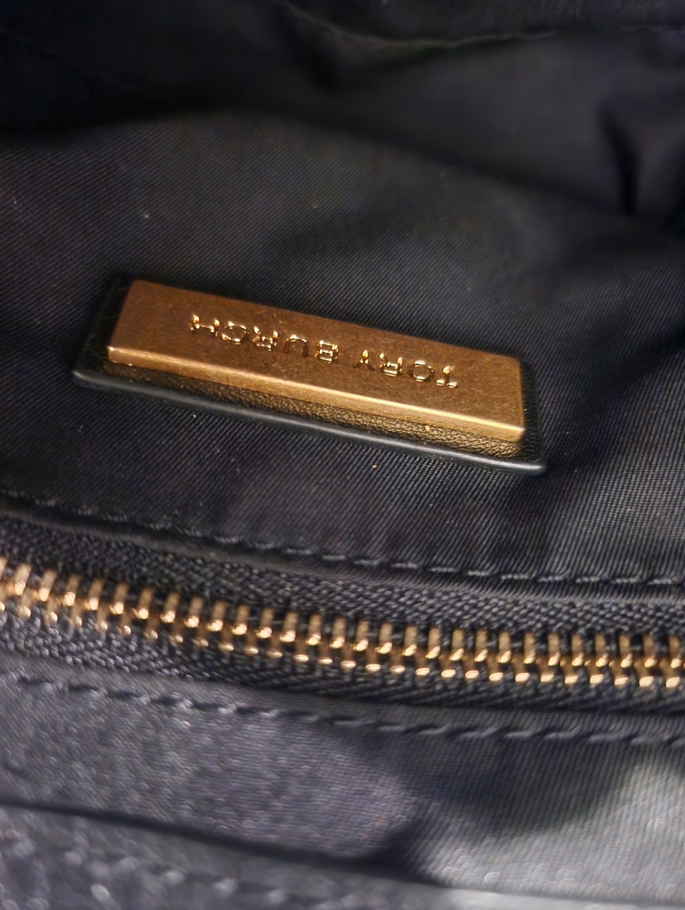 Tory Burch Farida Fleming Charm convertible shoulder/Crossbody bag - Picture 8 of 9